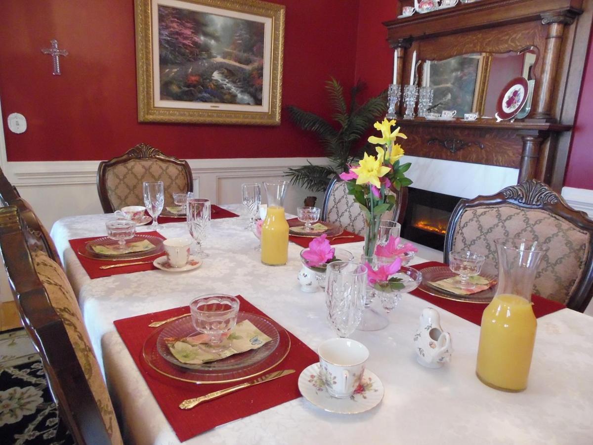 Caroline'S Bed And Breakfast Summerville Exterior foto